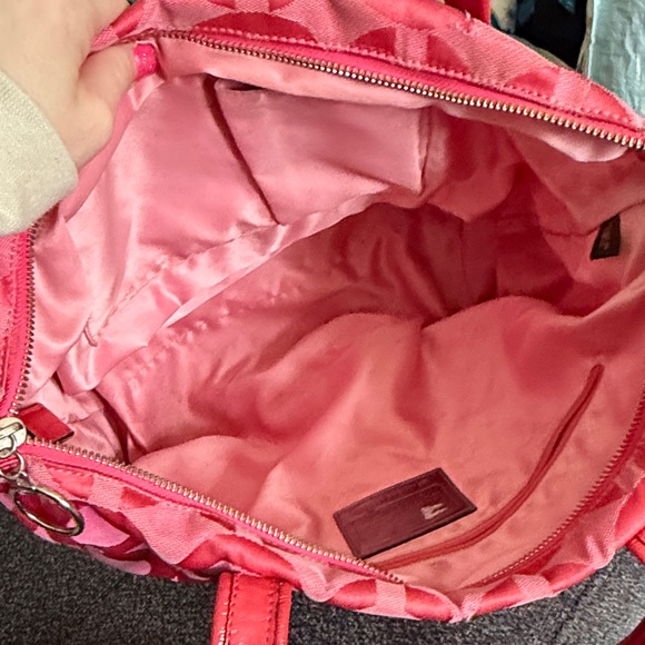 Coach Pink Poppy Bag with Two Hang Tags - Picture 12 of 13